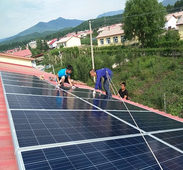  Джилин Baishan 15KW фотоволтаична електроцентрала на покрива