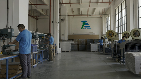 При обработката и производството на аксесоари от алуминиеви профили се поддържа персонализиране.